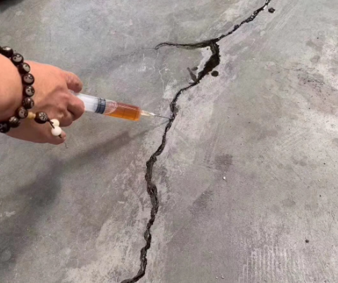 金坛混凝土裂缝修补技术详解​