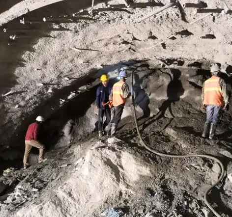 金坛拱顶带模注浆料的施工流程及注意事项